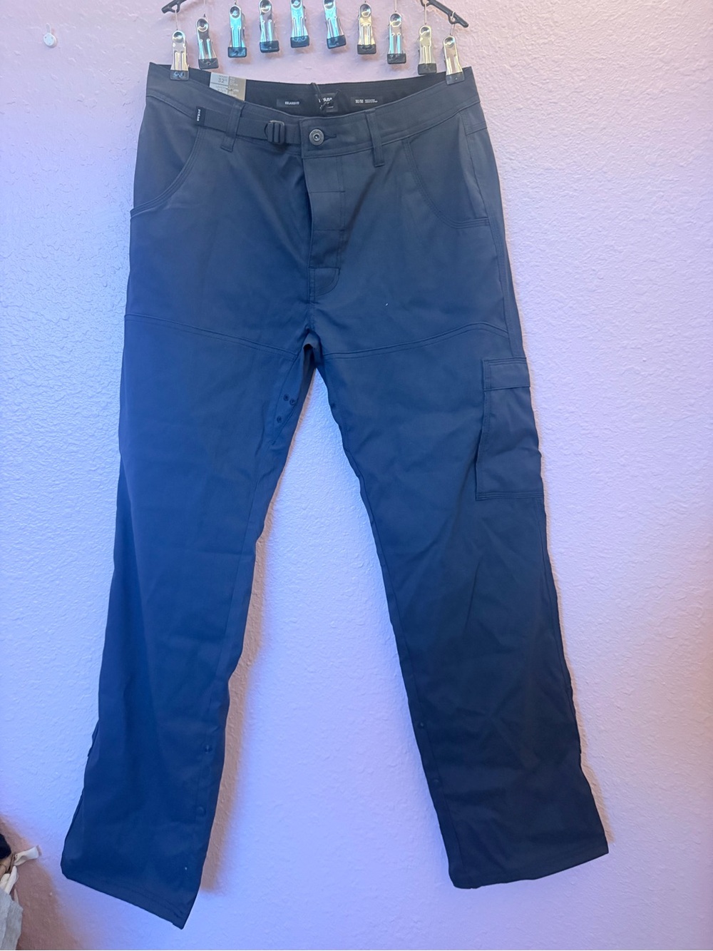 Prana Men's Navy Cargo Pants - Comfortable Everyday Wear